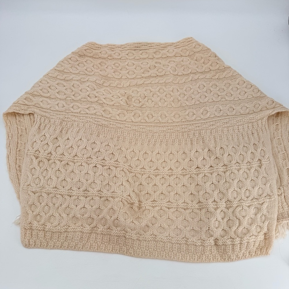 Carriag Donn Ireland Merino Wool Shawl Fisherman Cable Sweater - Picture 4 of 4